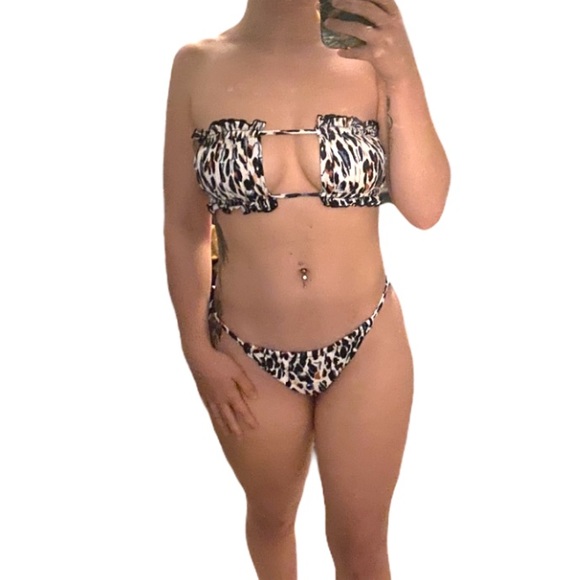 SHEIN Multi Color Leopard Print Bikini - Picture 3 of 4